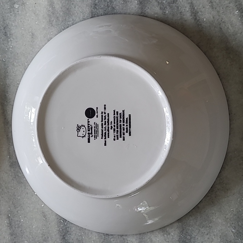Hello Kitty Bowl - Picture 2 of 3